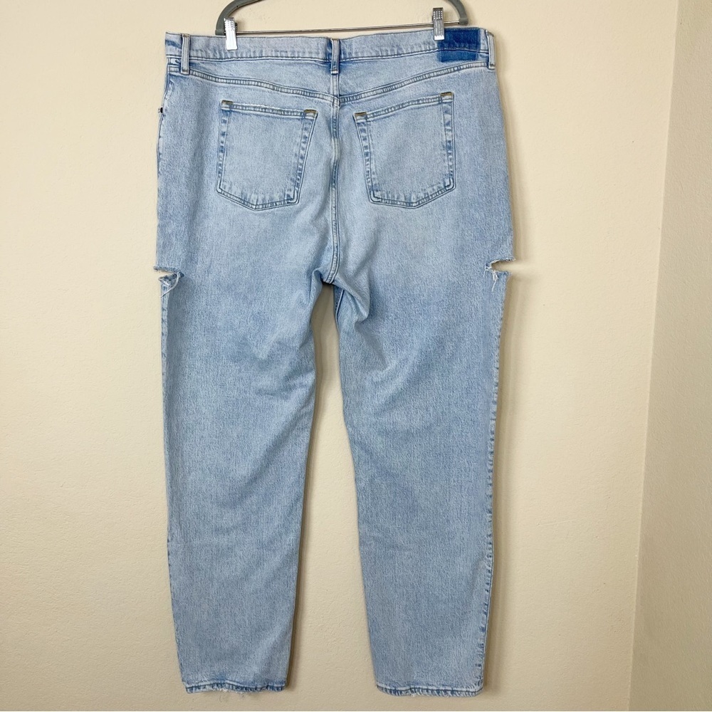 Abercrombie‎ & Fitch The Dad High Rise Thigh Cutout Jeans - Picture 8 of 14